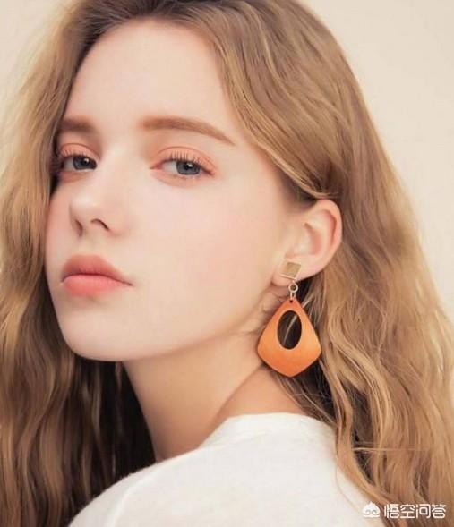 谁能保举几款值得玩的网页游戏strong/p
p好玩传奇手机网页游戏/strong？