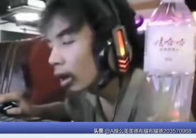 霸气网吧叫板全网肝帝strong/p
p神鬼传奇手游/strong，免费玩1年还管饭，但有1个前提，劝退80%玩家，若何评价此事？