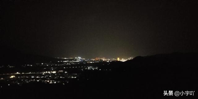 目前热度更高strong/p
p如今人气更高的传奇手游/strong，人气最旺，还容易上手的游戏是哪一款？