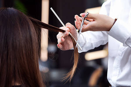 至尊传奇手机游戏单机版:剃头店系统能满足哪些需求strong/p
p至尊传奇手机游戏单机版/strong？