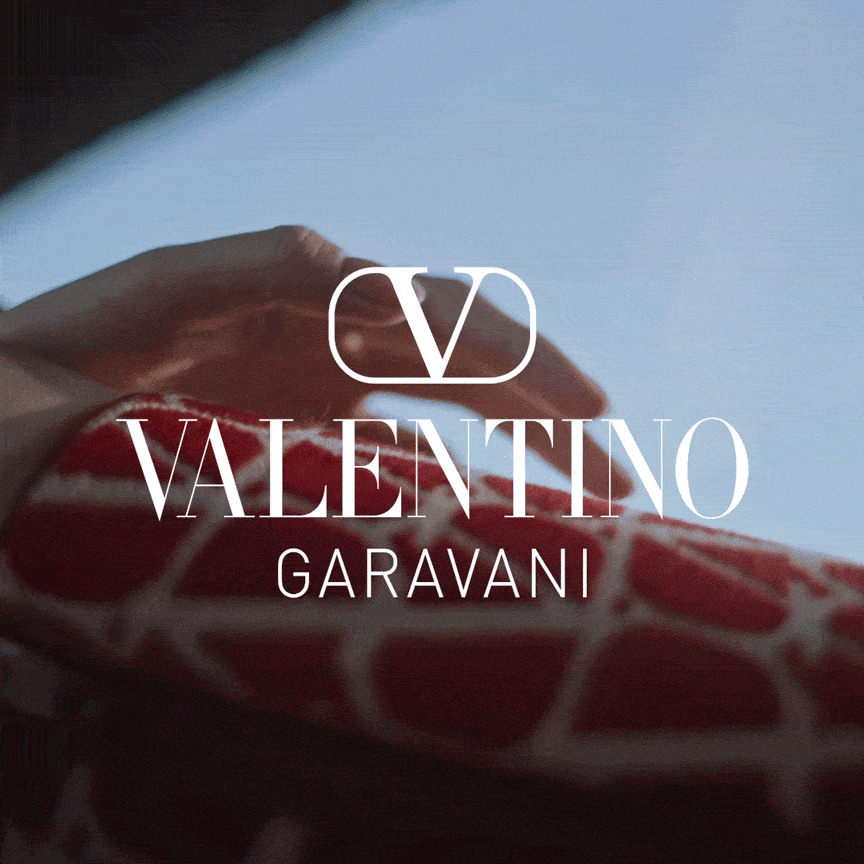 火龙传奇手机版:孙俪同款 VALENTINO 红strong/p
p火龙传奇手机版/strong，新年转运必入！