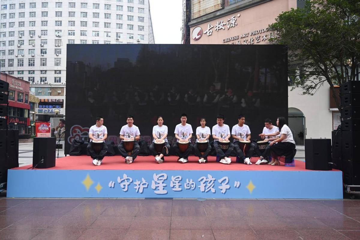 神途:2023捷途汽车龙虾啤酒烧烤节国风神画之夜strong/p
p神途/strong，诠释用户型企业的本质