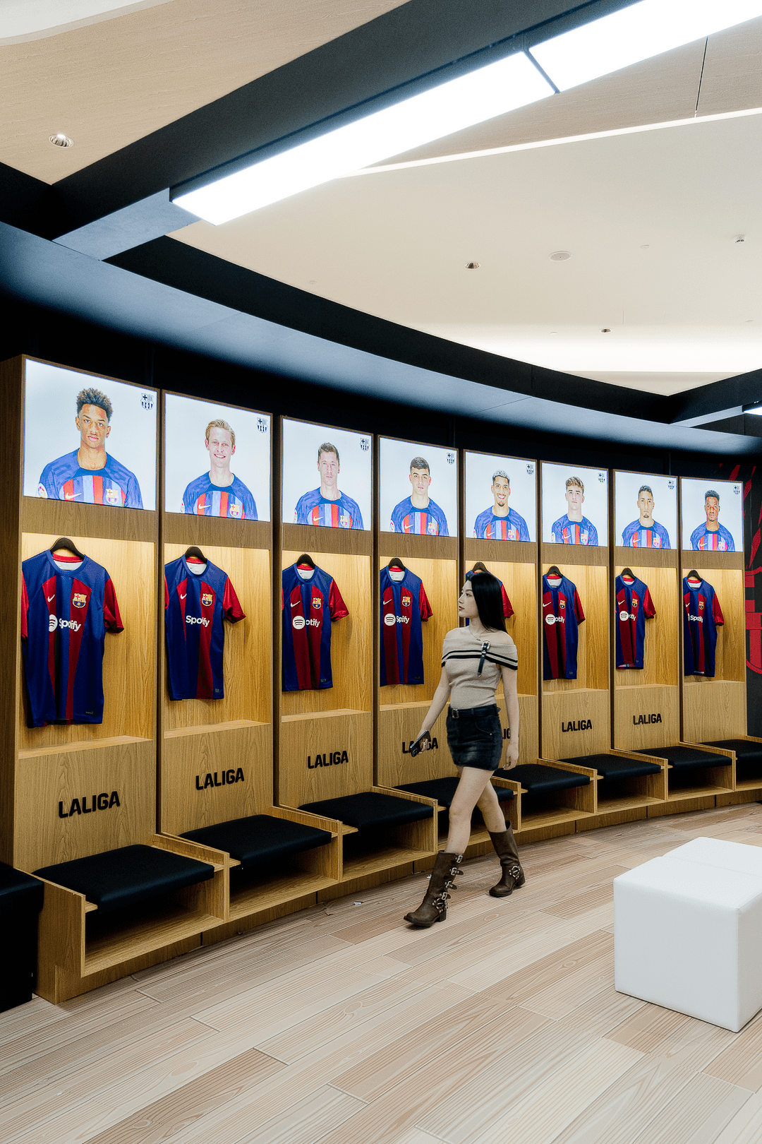 高爆传奇:西甲巡展中国首站 | 传奇球星空降深圳strong/p
p高爆传奇/strong，燃爆夏季！