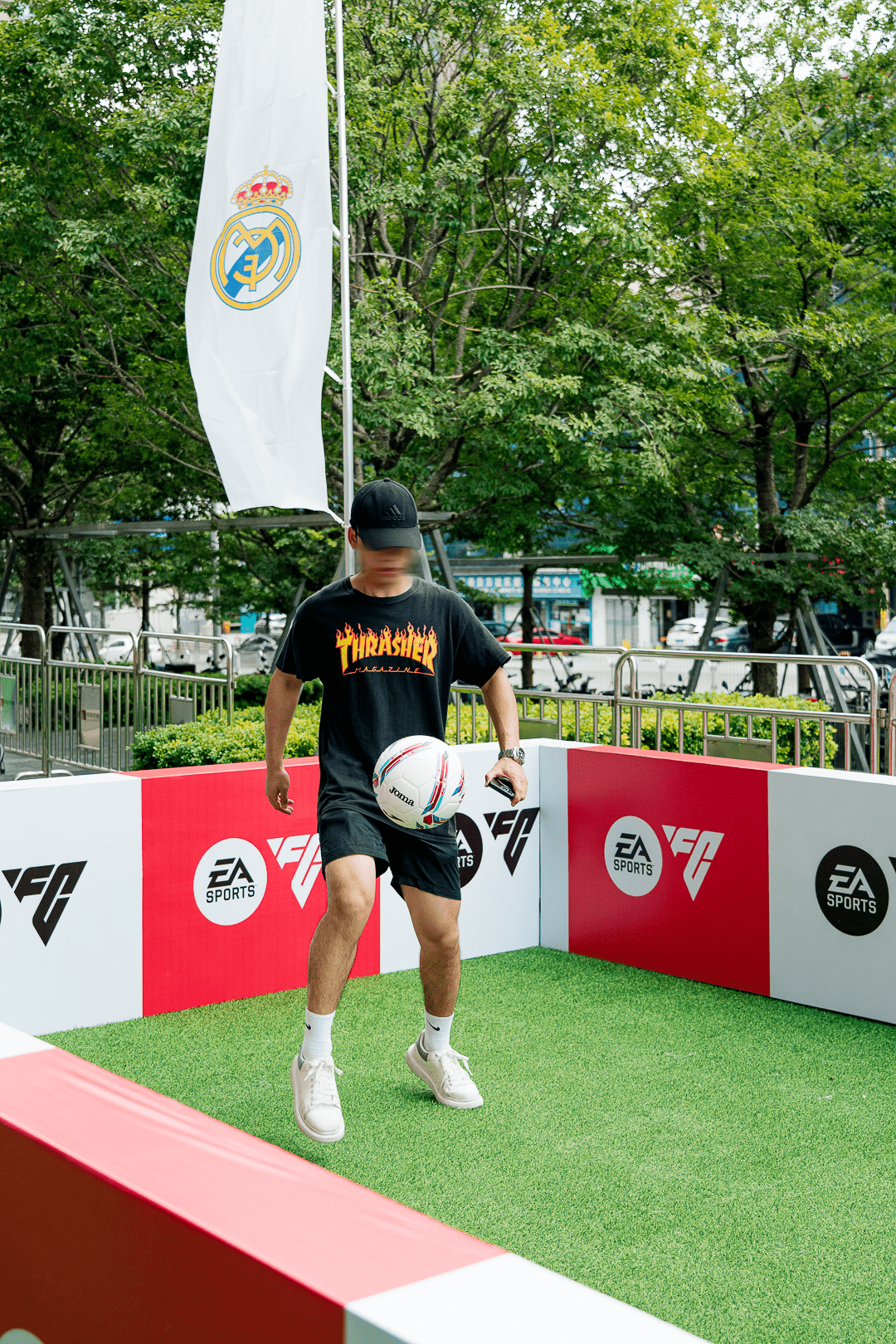 高爆传奇:西甲巡展中国首站 | 传奇球星空降深圳strong/p
p高爆传奇/strong，燃爆夏季！