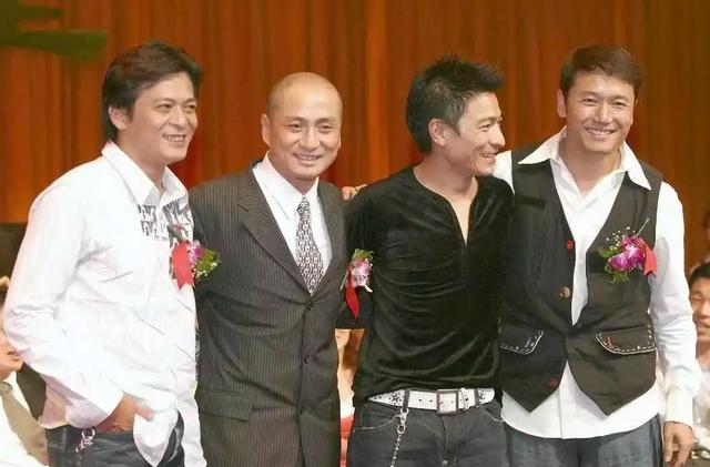 天王传奇手游下载