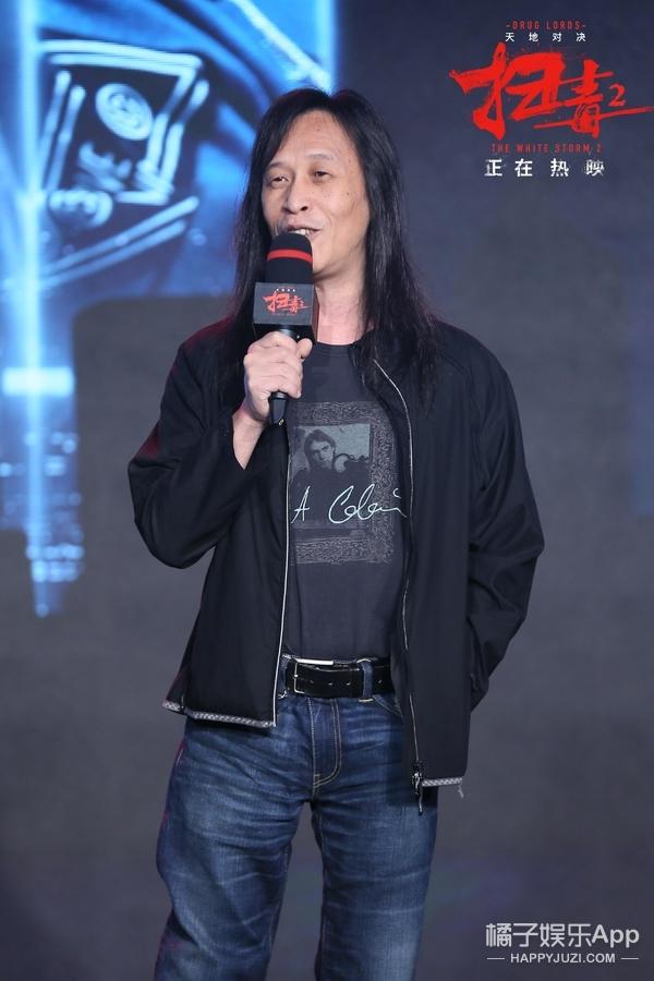 华哥代言的传奇手游