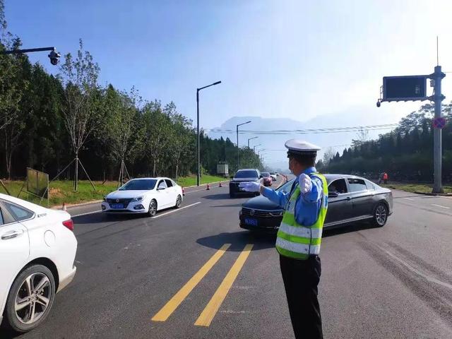 轩辕传奇手游多久开一个新区