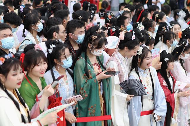 轩辕传奇手游公益服