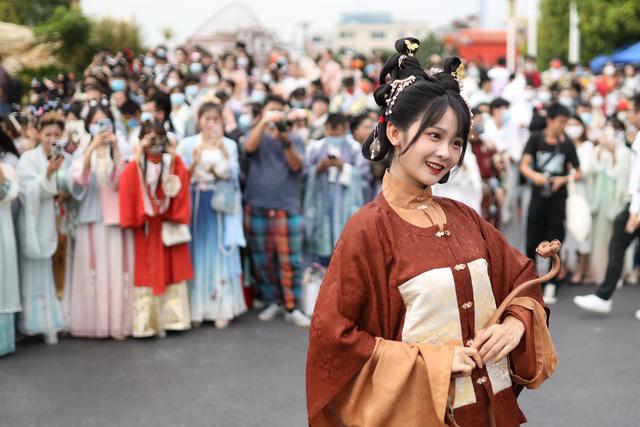 轩辕传奇手游公益服