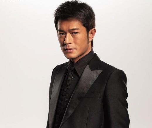 张家辉代言的传奇手游