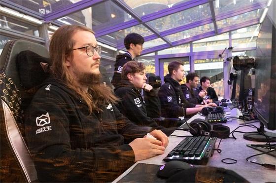 毒狗传奇手游下载